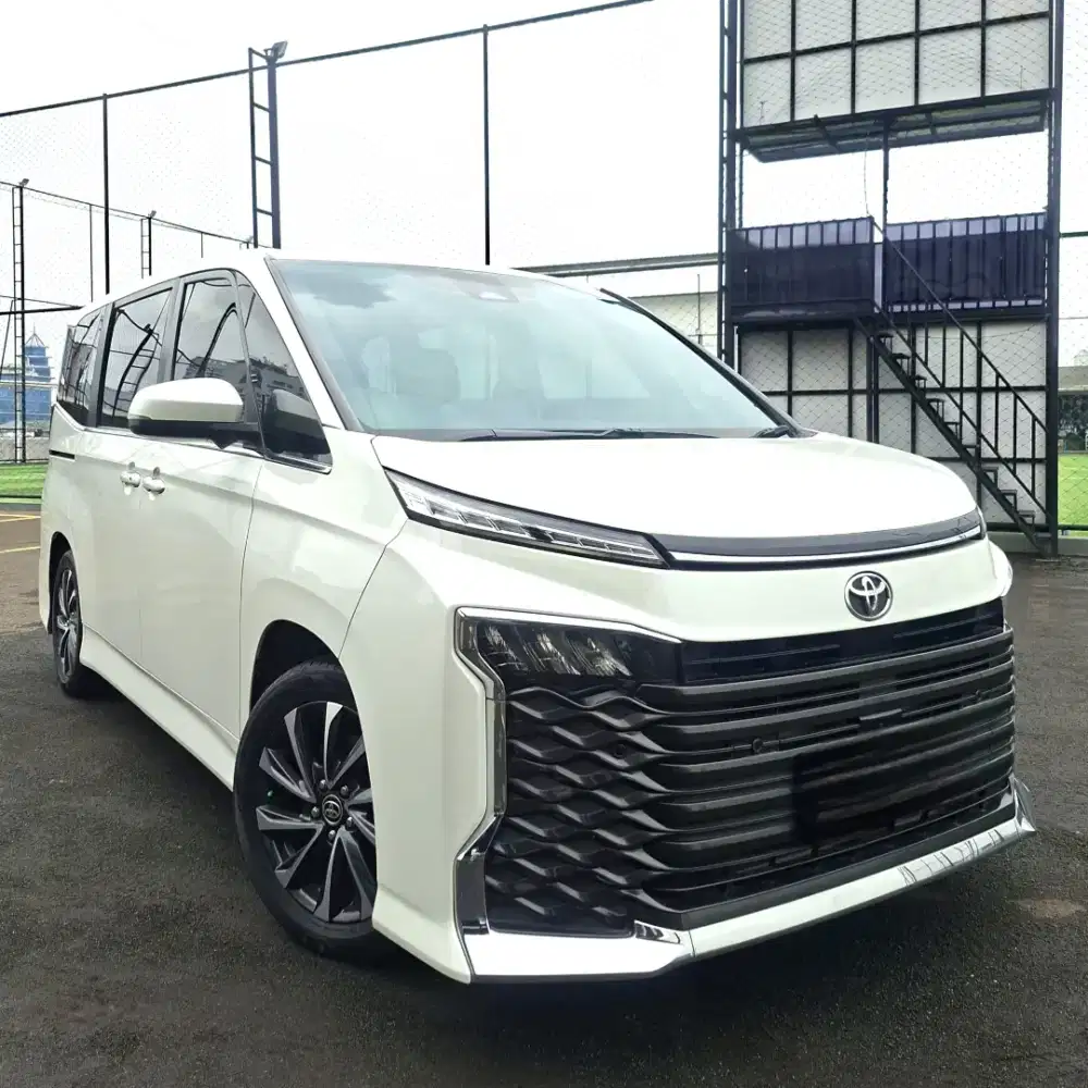 Toyota Voxy 2.0 CVT TSS Nik 2022