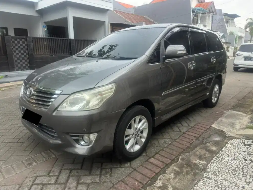 Toyota Innova 2.0 v bensin 2012 matic