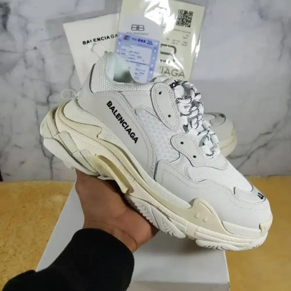 PRELOVED SEPATU BALENCIAGA TRIPLE S ORIGINAL