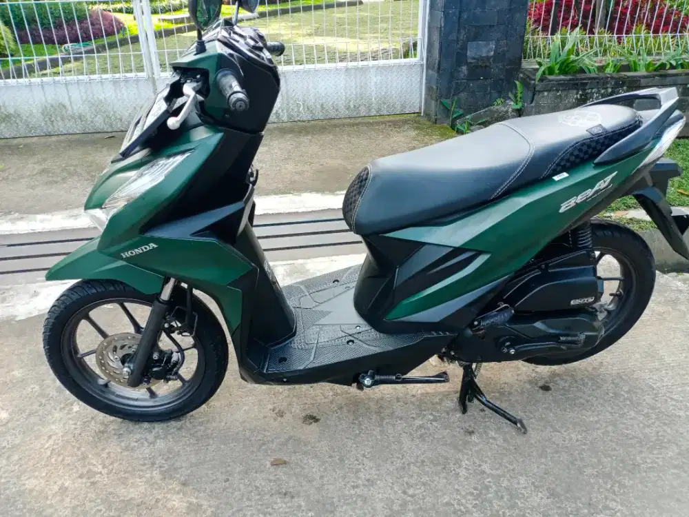 HONDA BEAT DELUXE  CBS ISS..2023KDYA bandung