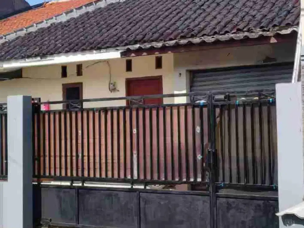 Rumah dekat komplek Abadi Duren Sawit Jakarta Timur