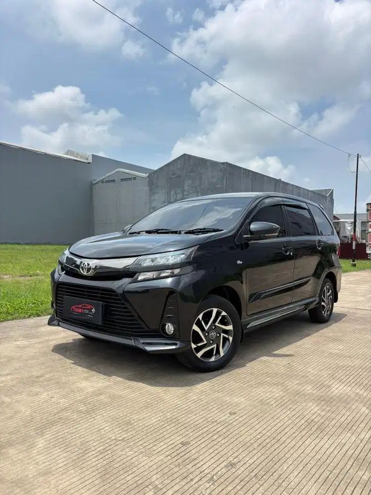 Toyota Avanza Veloz 1.5 2021 Manual ( Hitam Metalik )