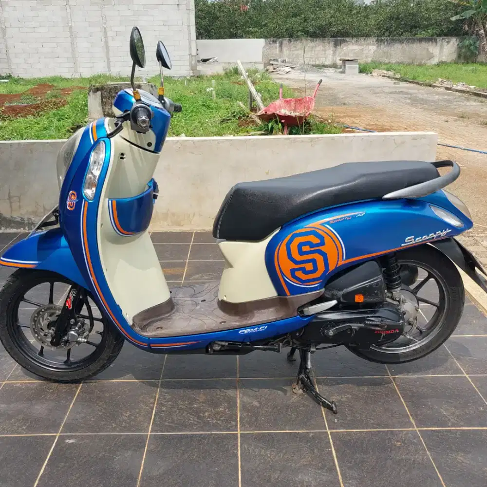 Honda scoopy tahun 2014