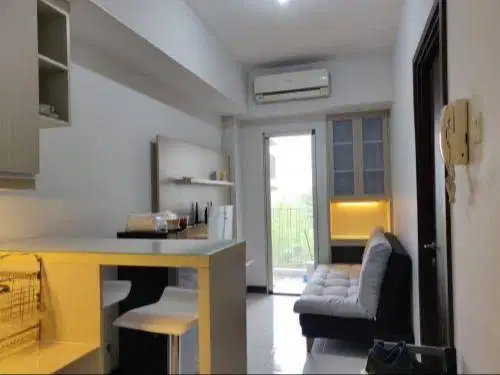 Kamar Apartemen Dalam Kota