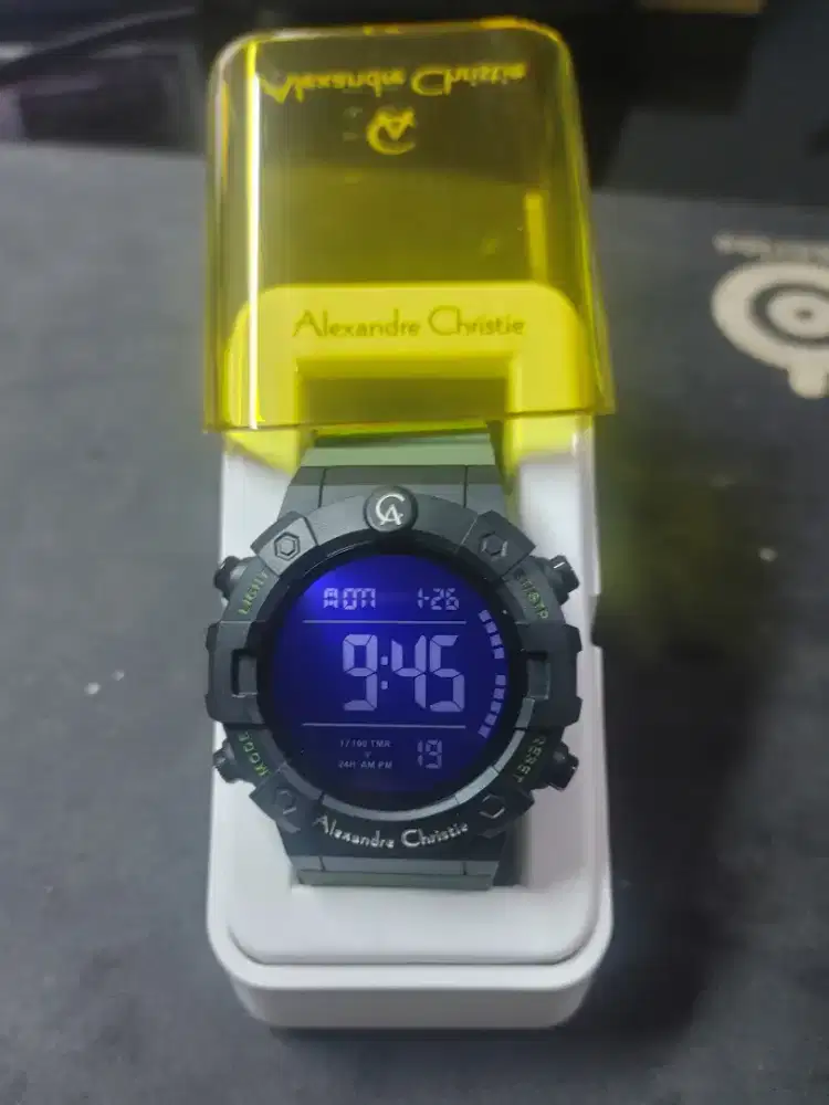 Jam tangan Alexandre Christie