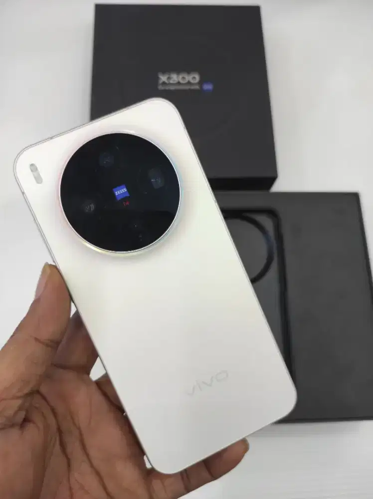 Vivo X300 basic
Mulus 99%
Ram 16/512
Fullset original
Garansi