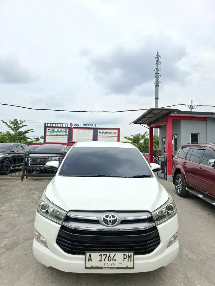 Innova 2018 V bensin matic. Km 85rb antik