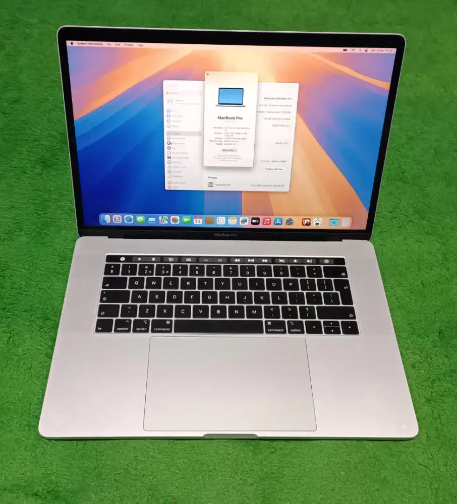 Apple MacBook Pro 2019 15inch i9 16/512 Silver Touchbar Dual VGA Murah