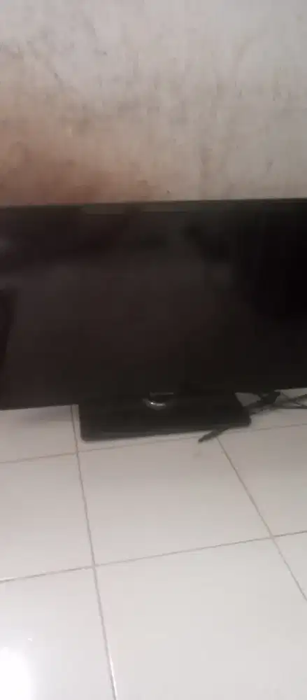 Tv polytron 32in analog