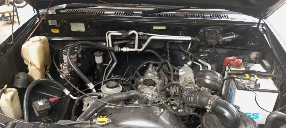 Toyota kijang kapsul