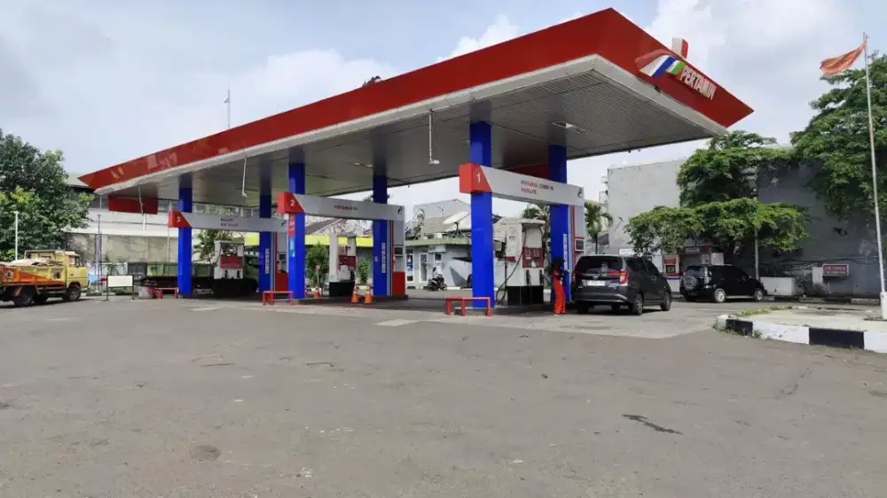 Pom Bensin Pondok Cabe