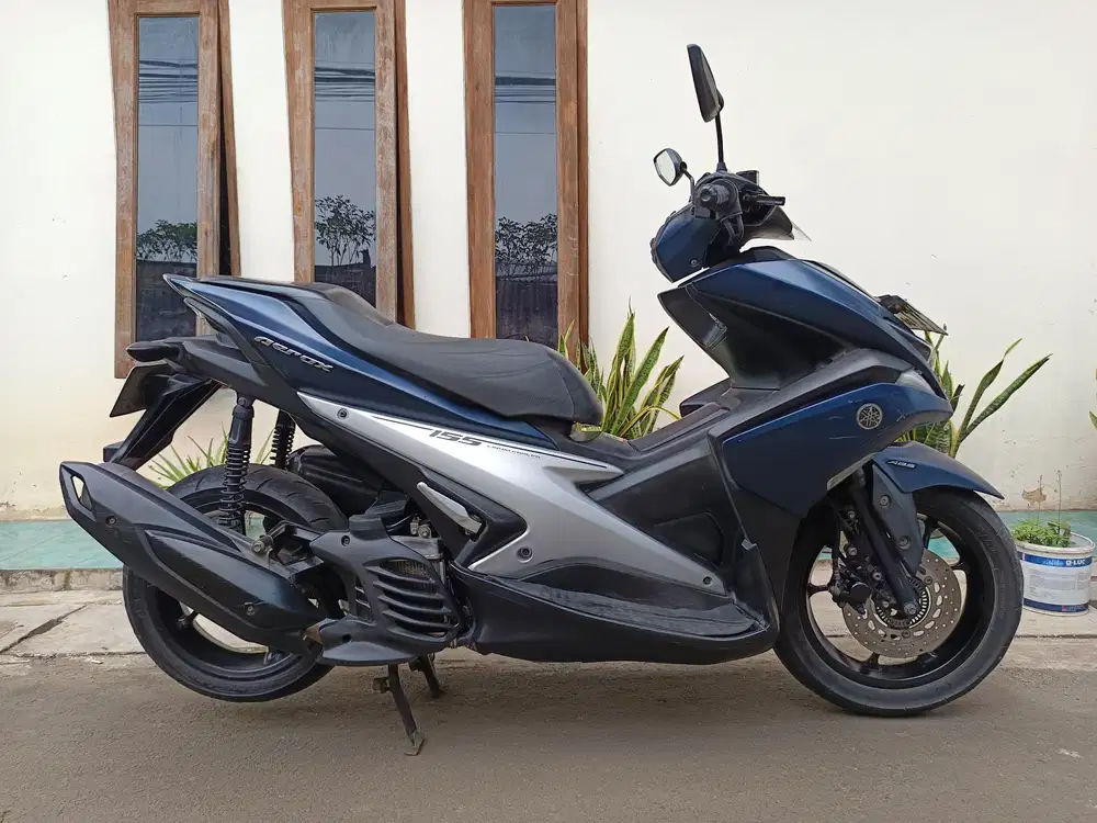 Yamaha aerox old abs kyles 2017 lengkap bagus