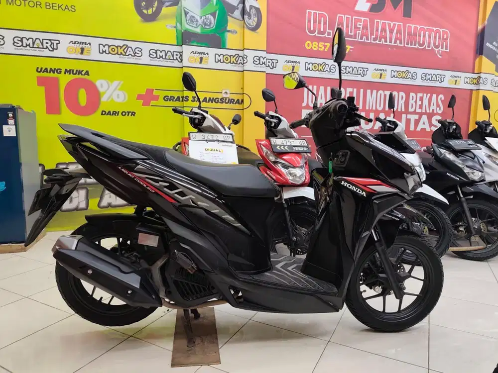 Kredit murah _ Vario 125 CBS tahun 2021