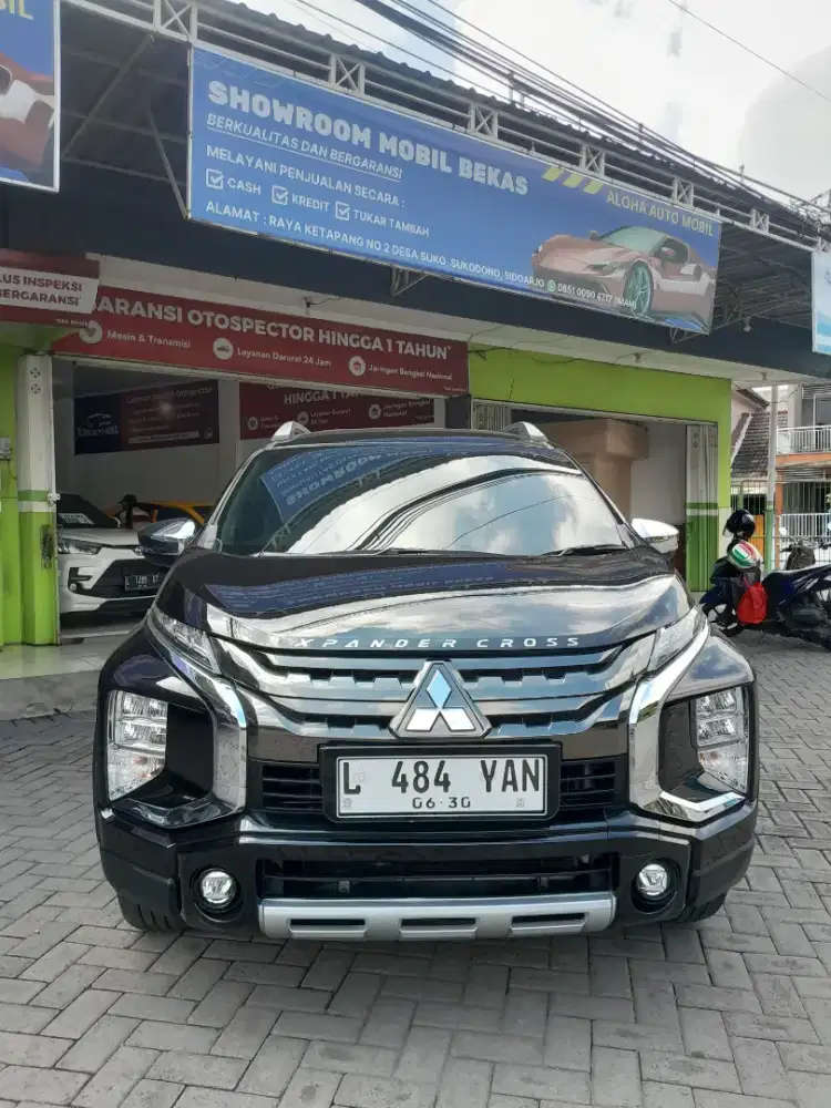 XPANDER CROSS AUTOMATIC 2019 Hitam