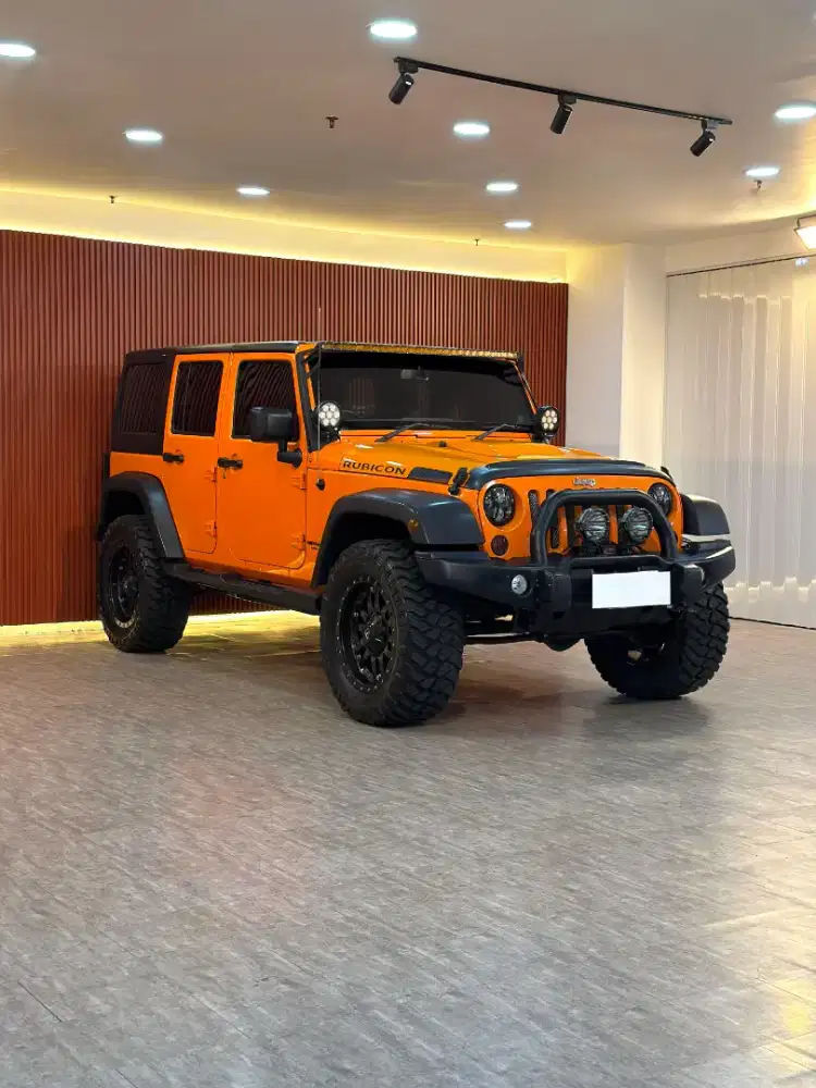 Jeep Wrangler Rubicon 3.6 AT Tahun 2013