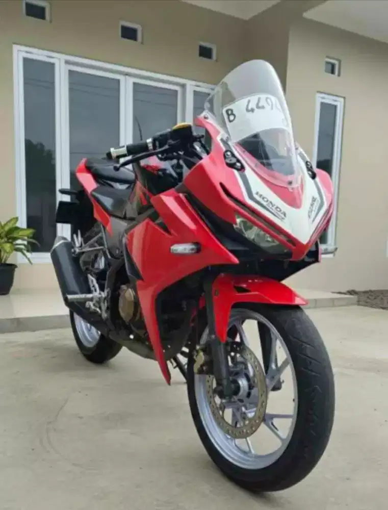 CBR Facelift PAJAK Hidup Kaleng Panjang