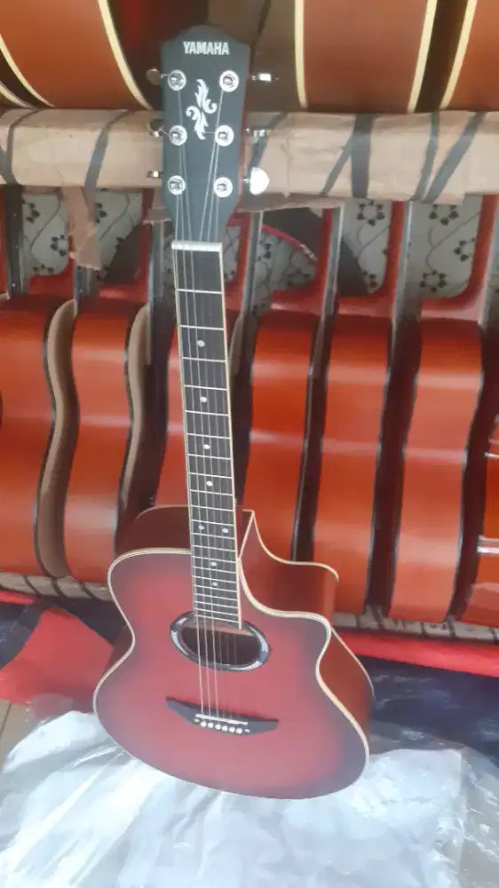 GITAR YAMAHA APX500II