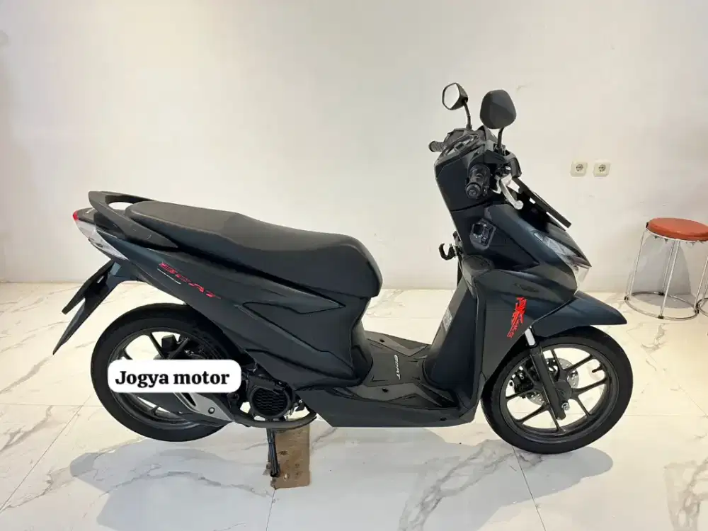 [R] New Beat deluxe smartkey 2025 cash/credit