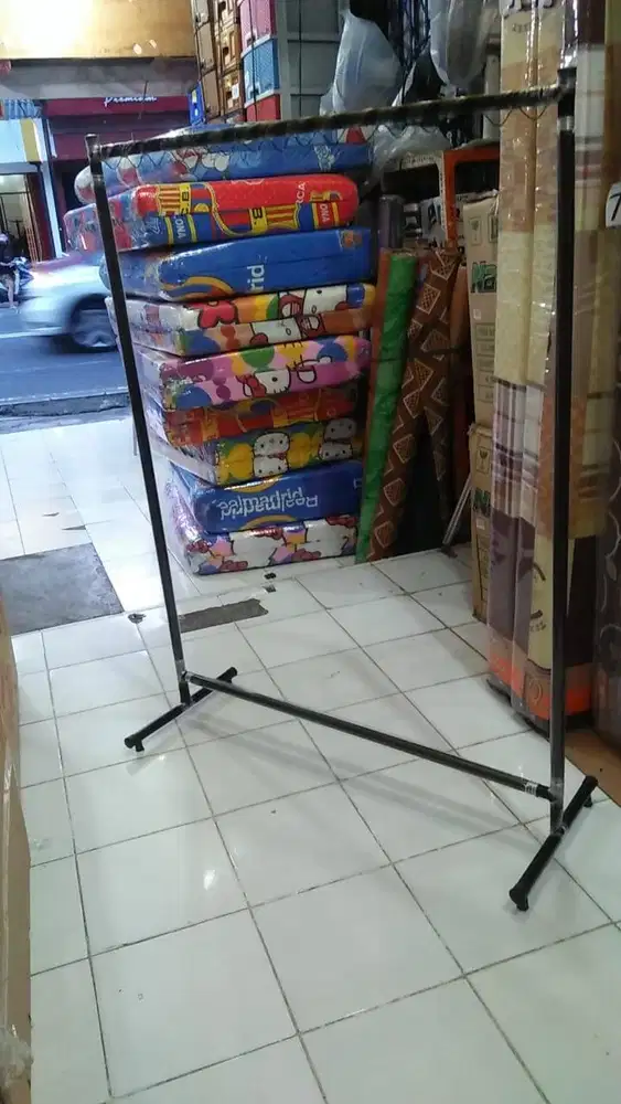 jemuran 2 garis besi