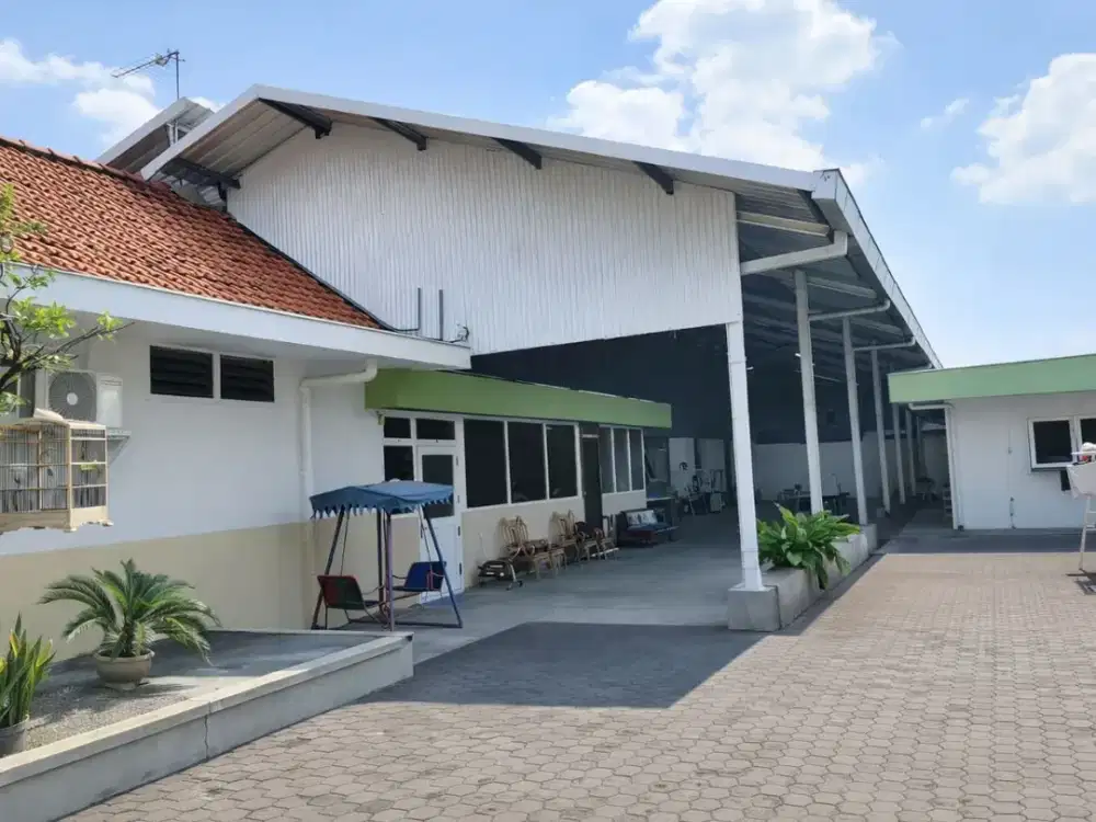 Dijual Rumah Mewah Petemon Barat Strategis Siap Huni