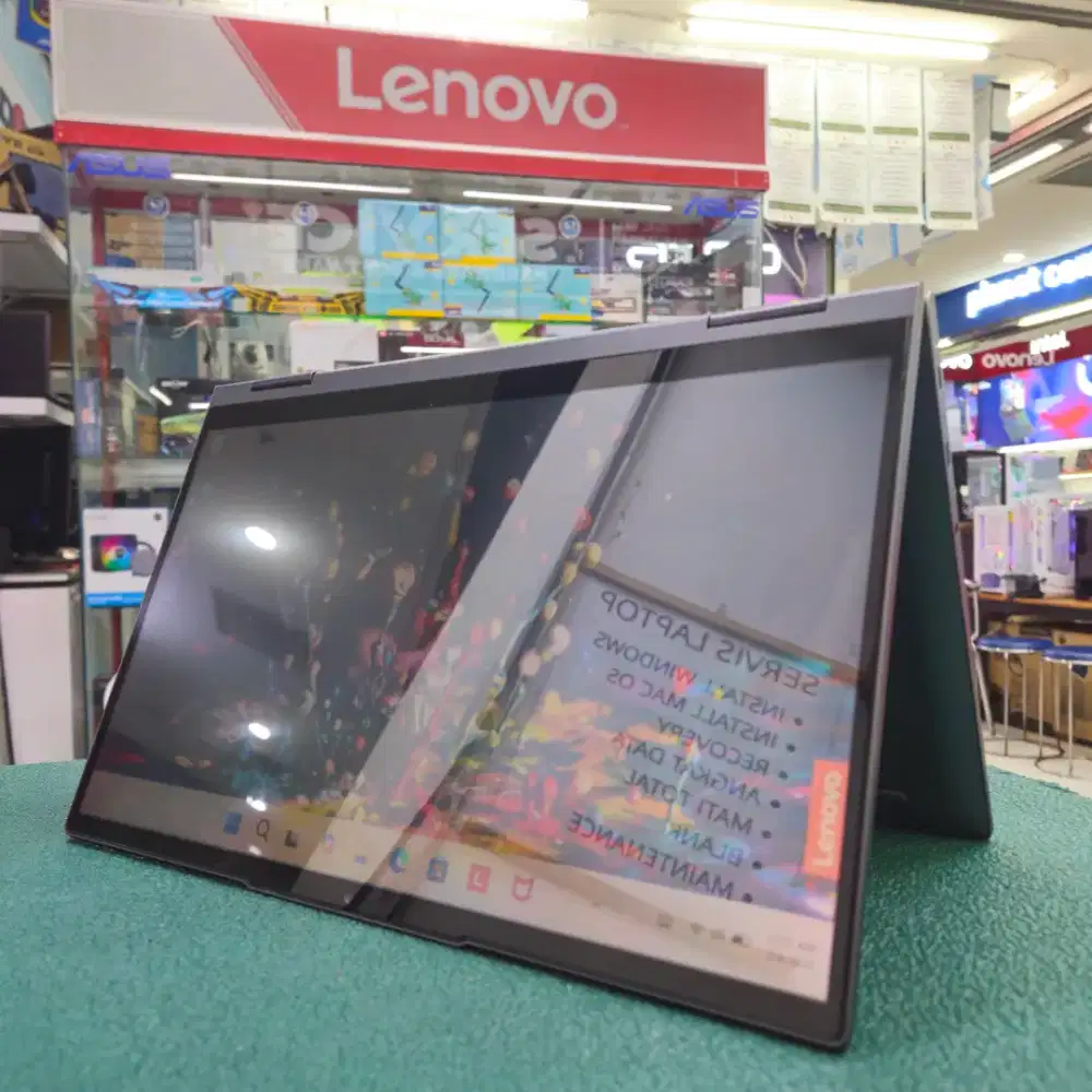 Lenovo Ideapad Yoga 7i i5 EVO