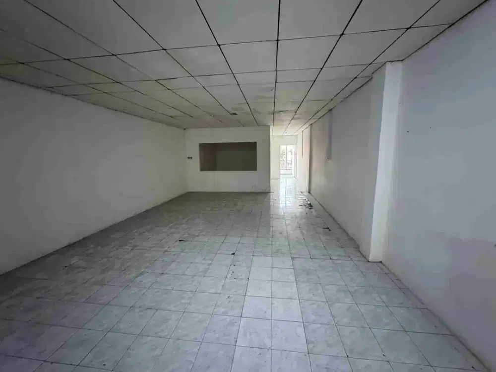 Ruko Siap Pakai Lokasi Strategis Dekat Undip di Setiabudi Banyumanik