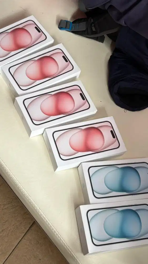 IPHONE 15 128 GARANSI RESMI IBOX 1 TAHUN