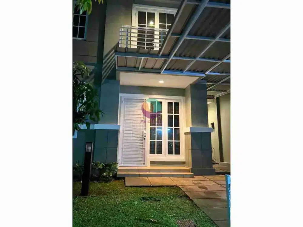 Disewakan rumah 2 lantai rapi siap huni di kota wisata