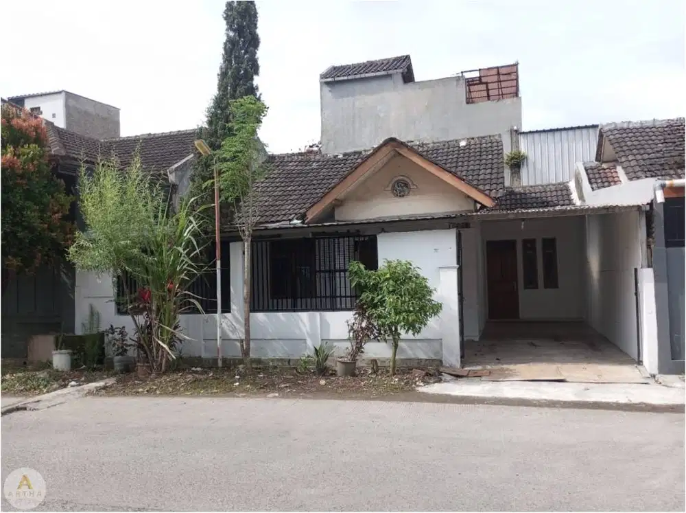 Rumah Siap Huni Jalan Utama Taman Cibaduyut Indah Bandung
