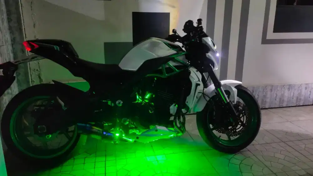 Dijual cepat ninja 250 abs full modifikasi bisa barter motor lain