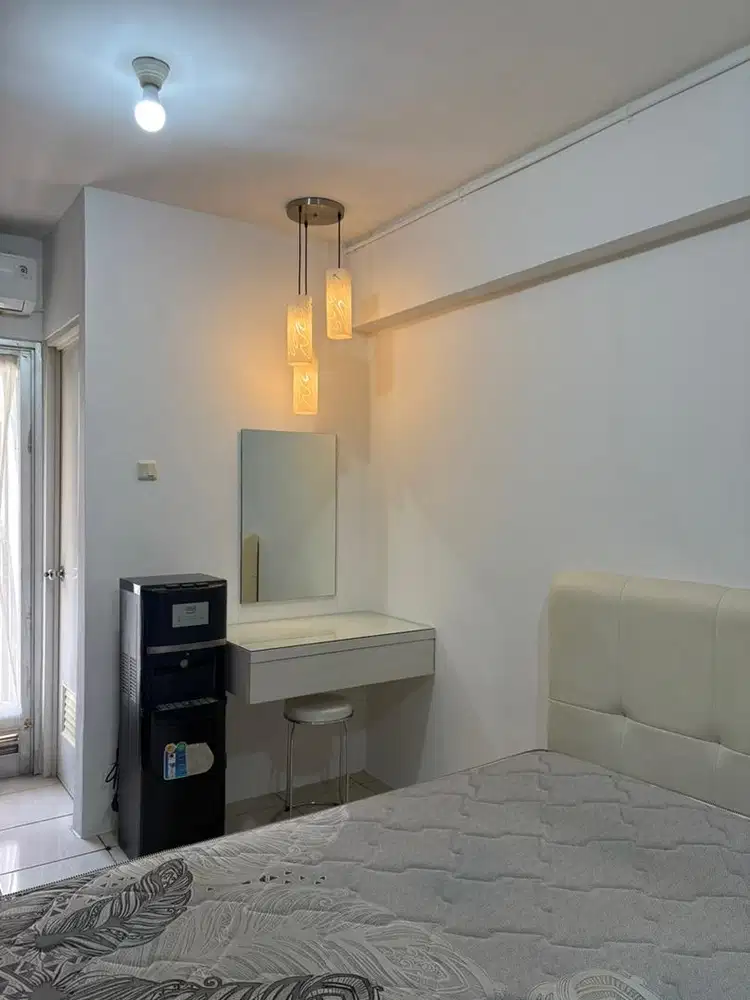 Disewakan Apartement Greenbay Studio Full Furnish Hadap Kolam