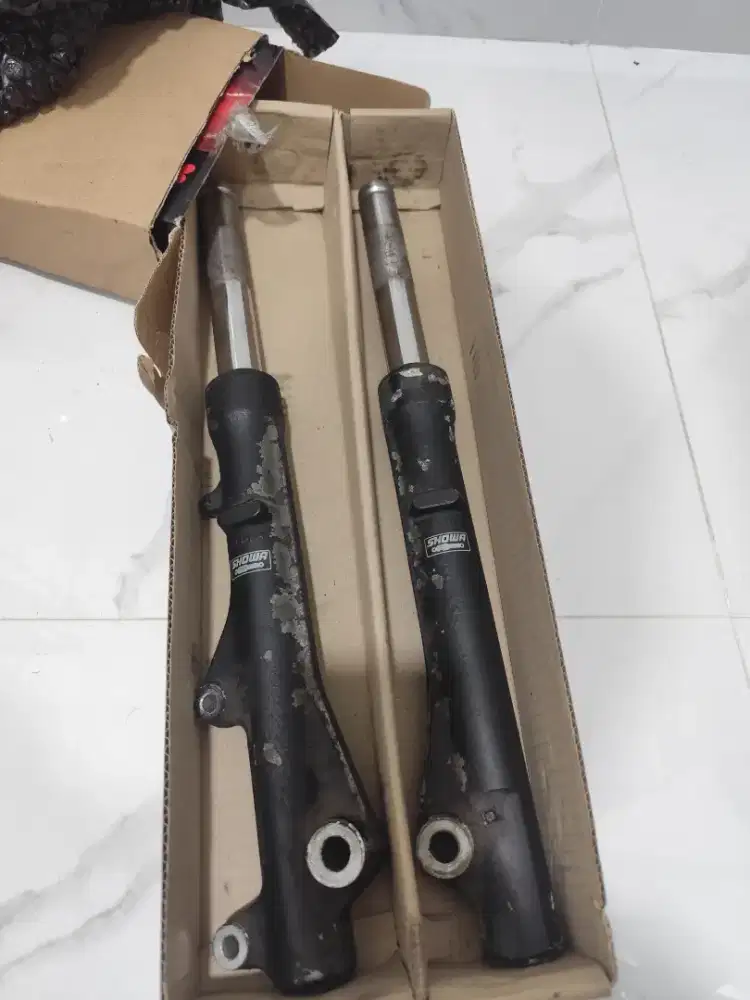 shock depan vario 150 k59 ori showa