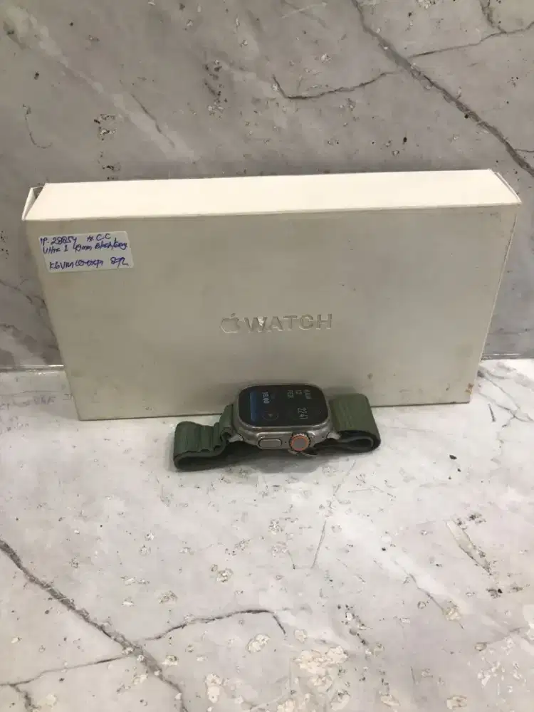 Apple Watch Ultra Gen 1 49mm Grey second