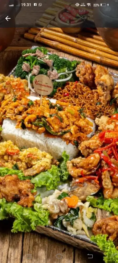 Helper, dan ass koki masakan chinese