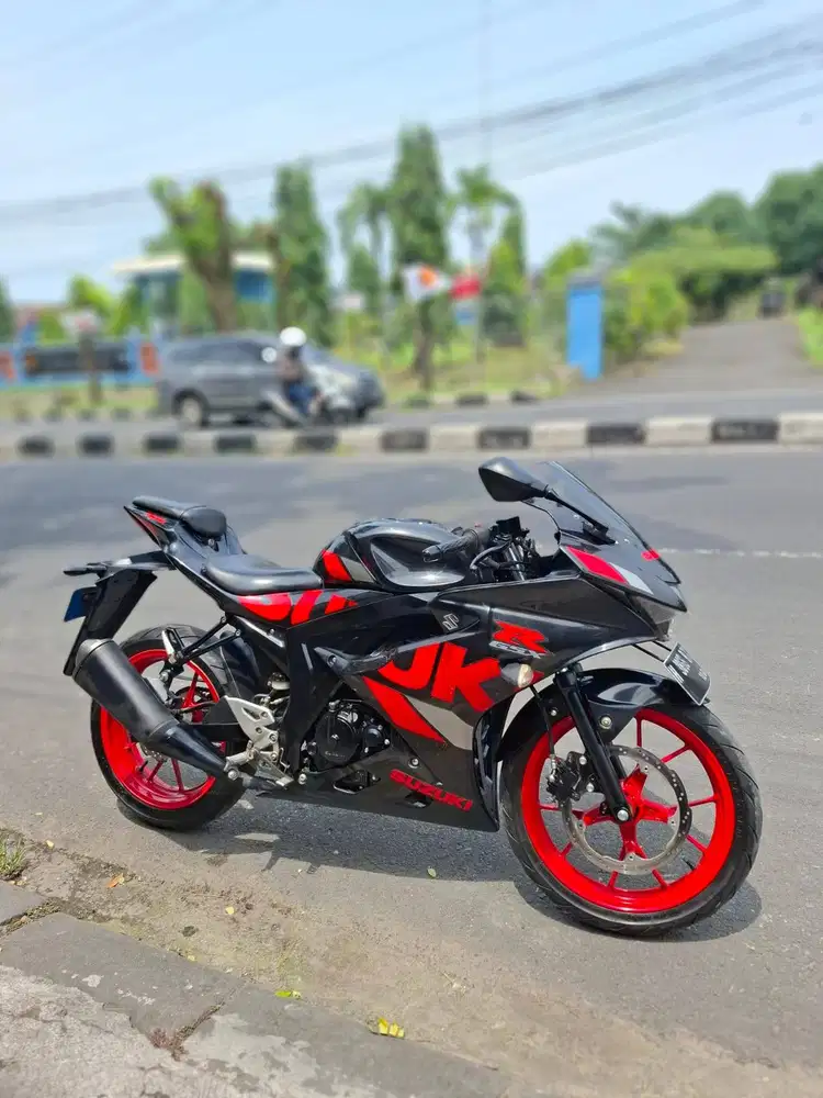 Suzuki GSX R150 Tahun 2019
