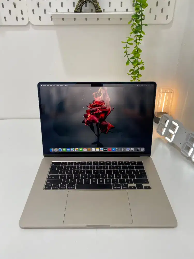 MACBOOK AIR M2 2023 RAM 8/256GB 15INCH