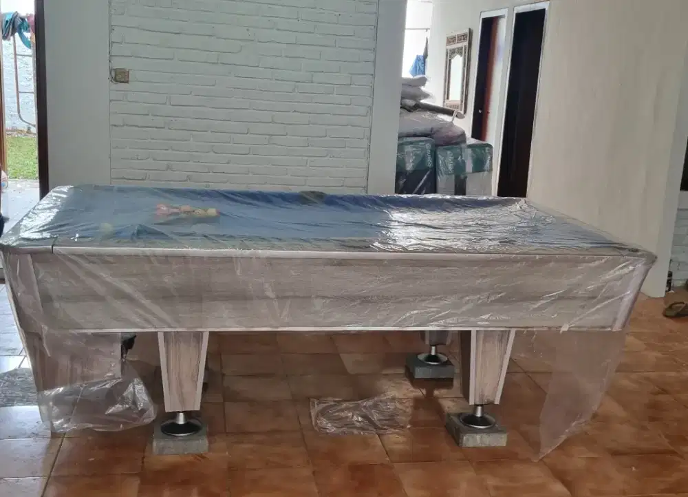 Meja murrey 7 feet + 4 stik + 1 stik rusa