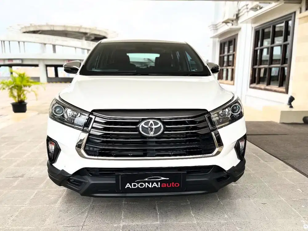 TOYOTA INNOVA VENTURER 2.4 AT 2021