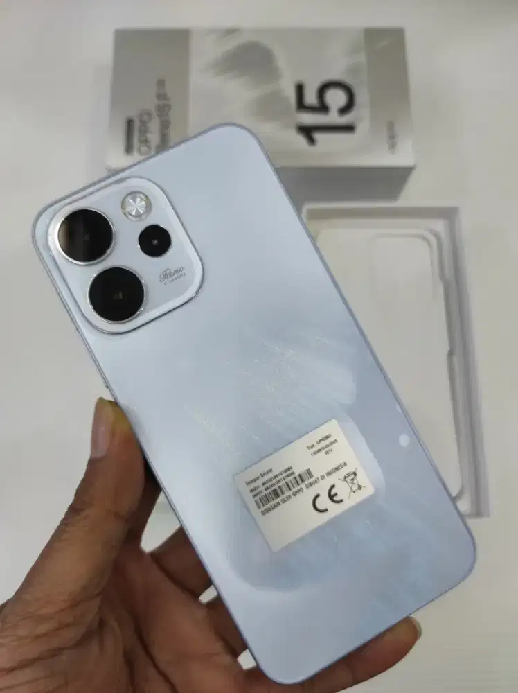 Oppo Reno 15 F 5G
Garansi Resmi 
Ram 8/128
Mulus 99%
Fullset origina
