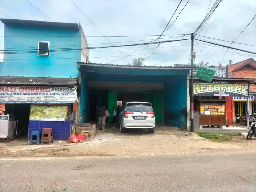 DISEWAKAN RUMAH BISA UNTUK TEMPAT BUKA USAHA