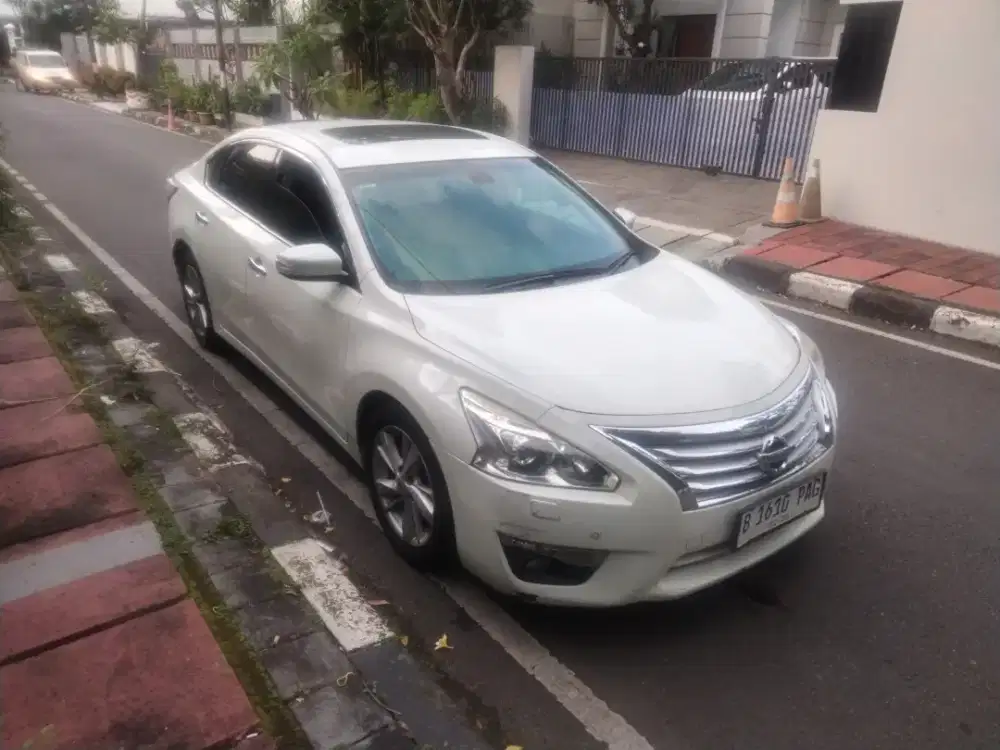 Nissan Teana2.5 XV 2015