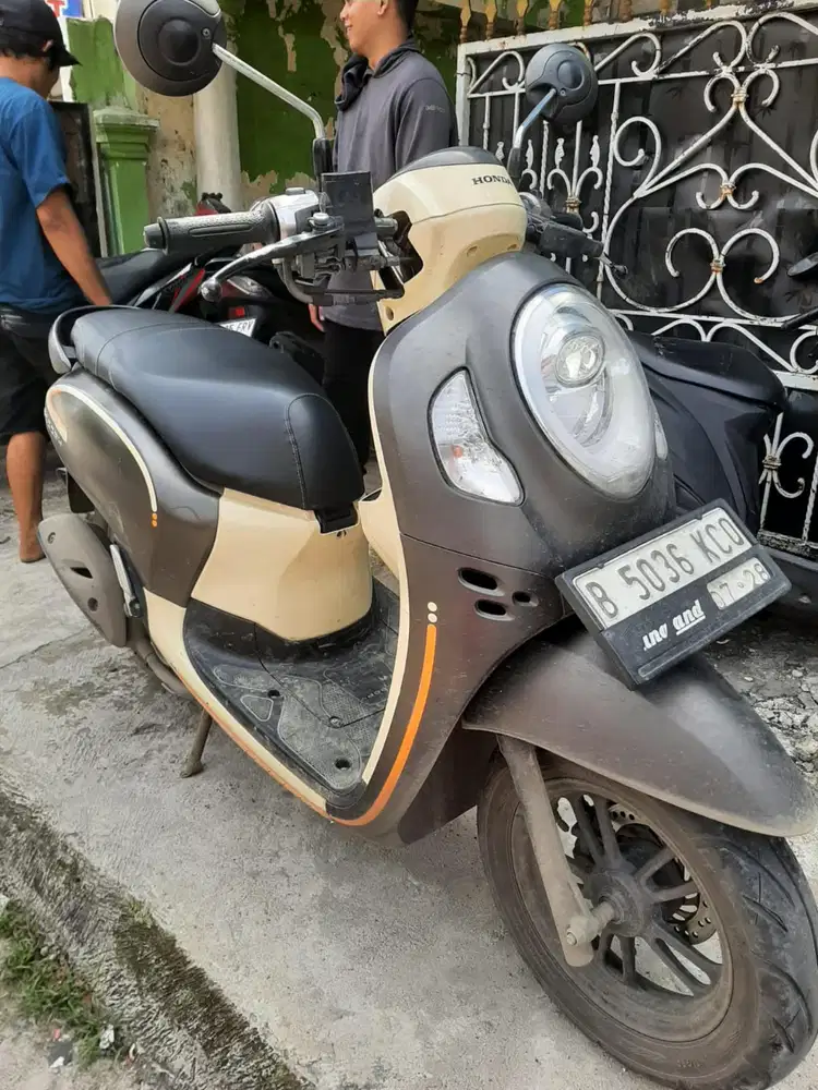 Honda Scoopy New 2023 ss lengkap mesin bagus Kilometer 20 Ribuan
