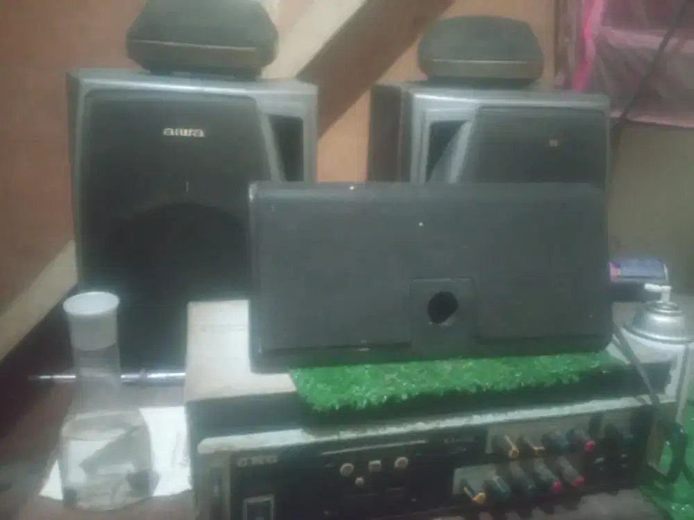 Subwoofer aiwa dan amply