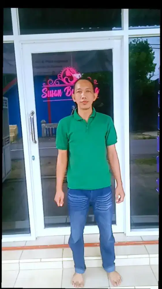 Cari pekerjaan apa saja yang penting saya bisa