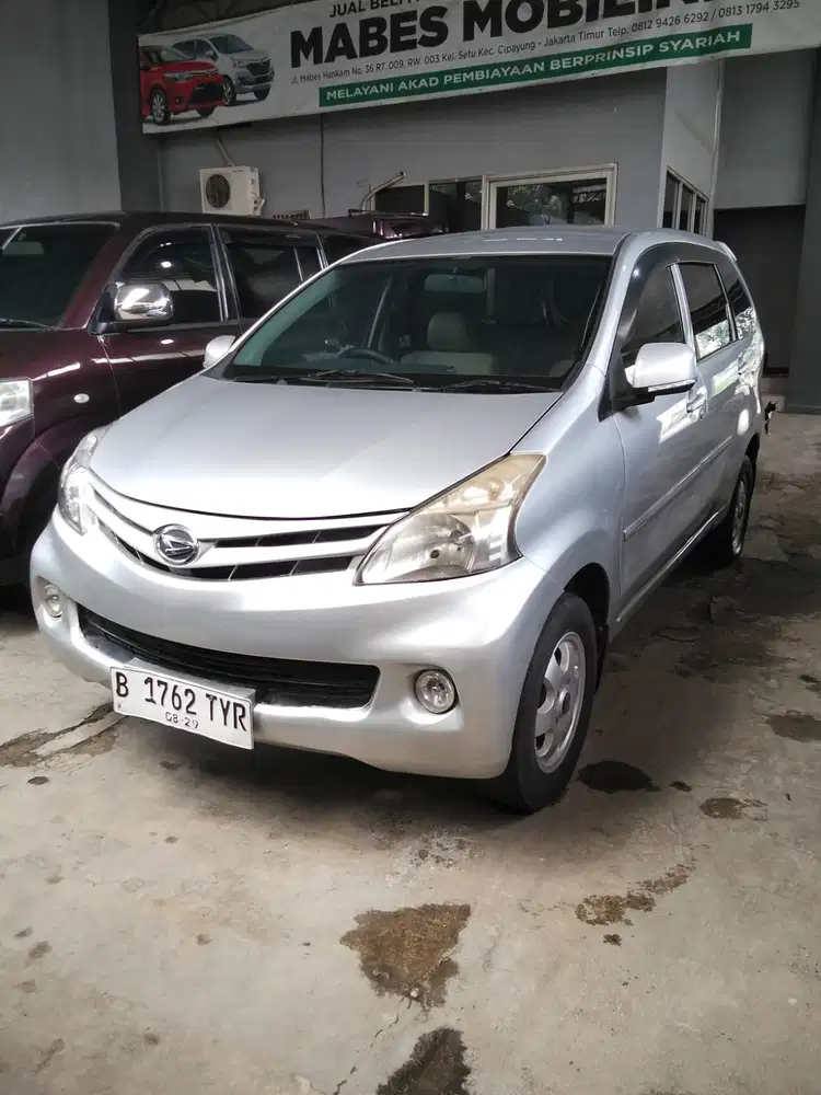 Daihatsu Xenia manual 2014
