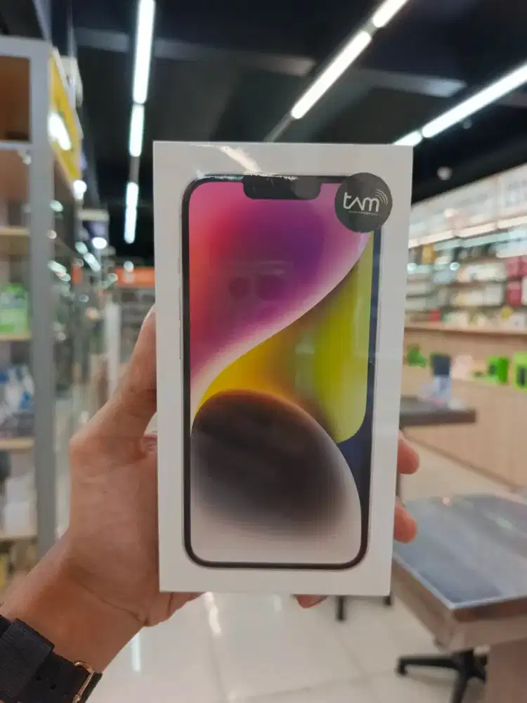 Promo Februari iPhone 14 128GB Murah Malang Cicilan 0% Syarat Mudah