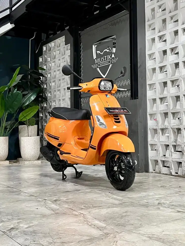 Stok Terbatas!!Vespa S125 iget th 2022 - Ayu Mustika