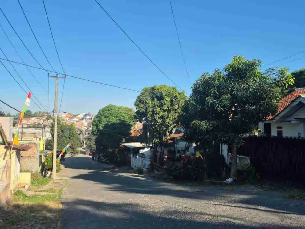 rumah murah siap huni terawat di Cinunuk dkt Jatinangor