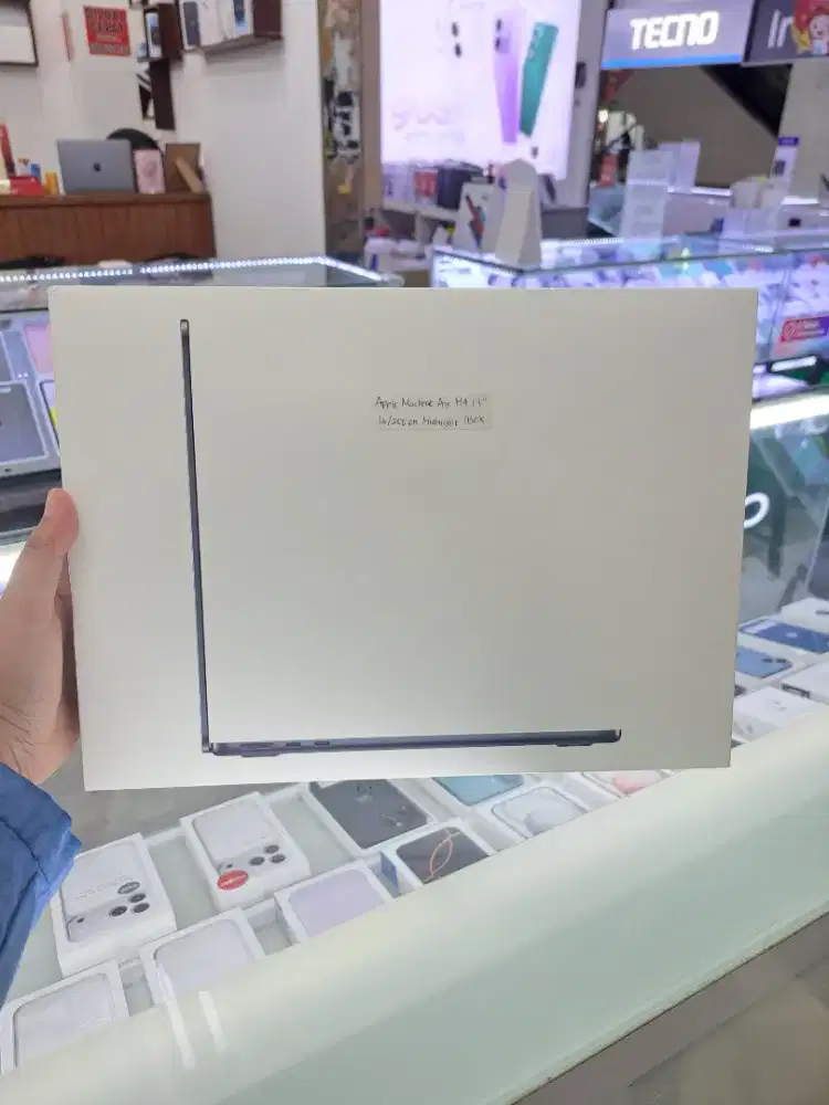 Apple Macbook Air M4 16/256GB SSD Midnight New BNBI Garansi IBOX