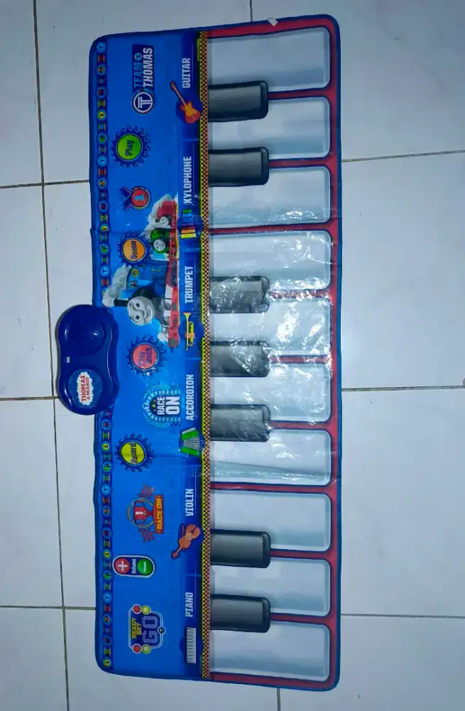 Karpet Piano Lantai Thomas